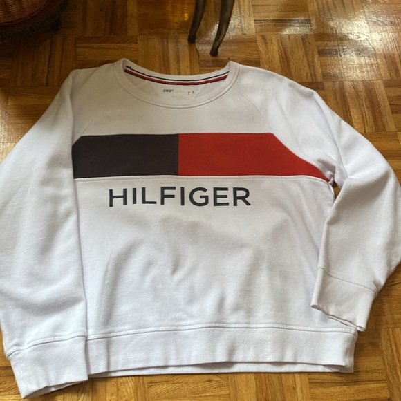 Vintage Hilfiger with logo boxy sweatshirt top, Y2K white - Picture 7 of 13